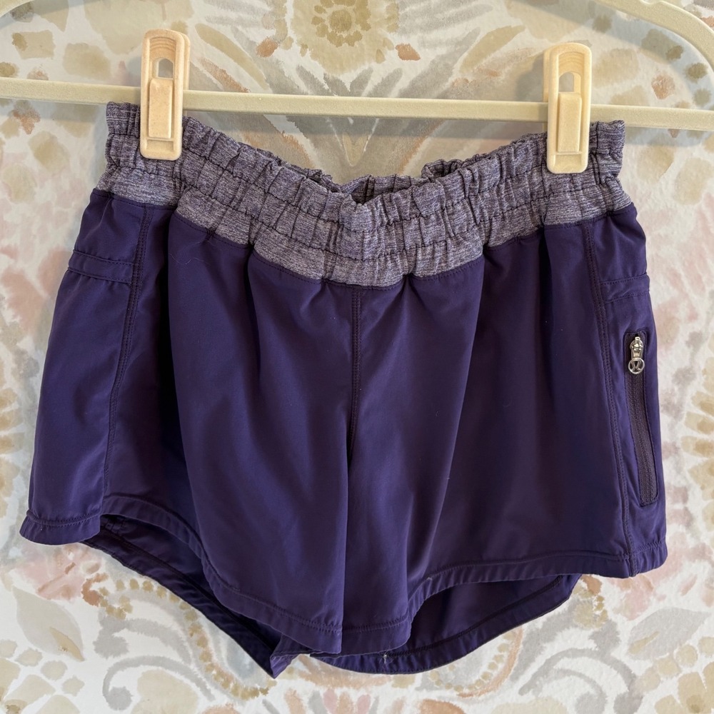 Lululemon Tracker Short V Purple Heathered Waistband Running Shorts Womens Sz 4